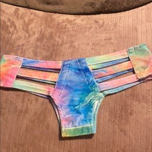 Iheartraves booty shorts